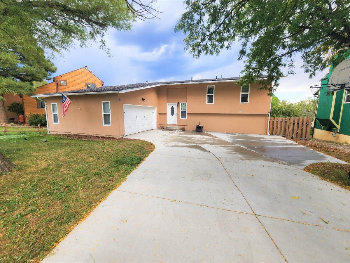 Photo - 1896 Camino Manzana