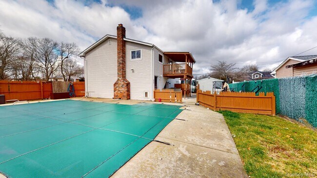 Photo - 511 Freeman Ave