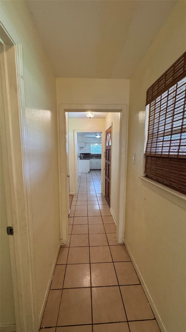 Photo - 2514 Rodney St