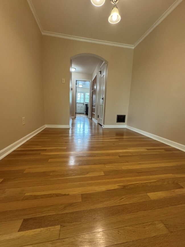 Sasso Banados Properties 802 Kenwick