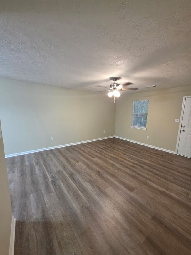 220 Big Oak Cir