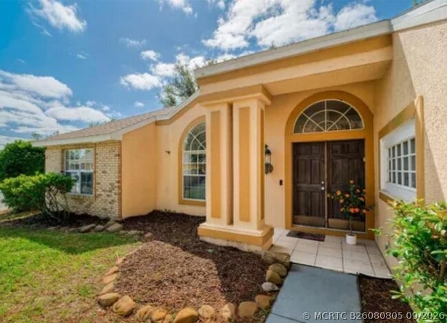 543 Pine Lake View Dr