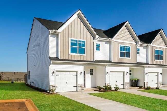 Photo - 10 Apricot Ln