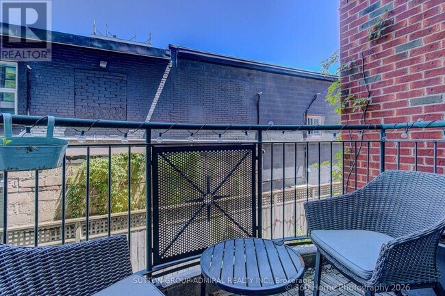Photo - 901 Queen St W Unit 208