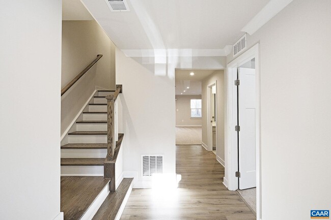 Photo - 2045 Landon Ln