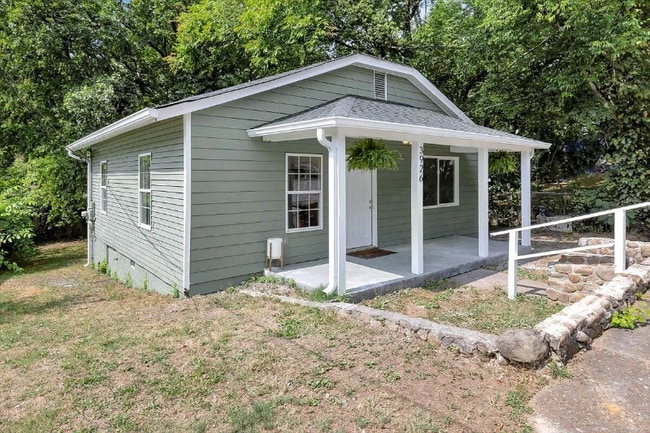 Photo - 3926 Arkwright St