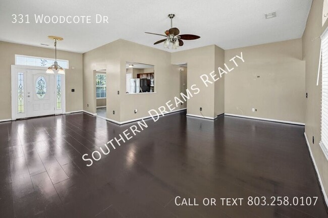 Photo - 331 Woodcote Dr