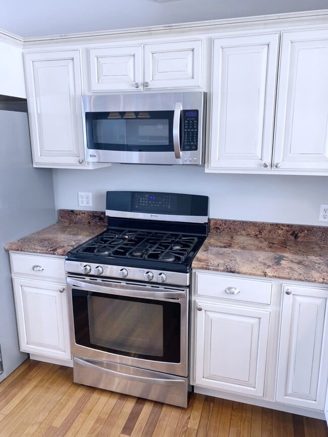 Photo - 21509 Cole Rd