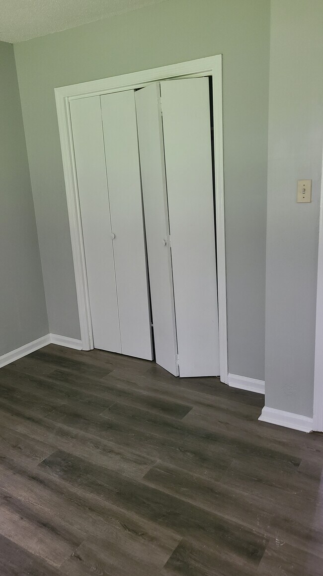 Photo - 3285 Charleston Hwy Unidad 3275