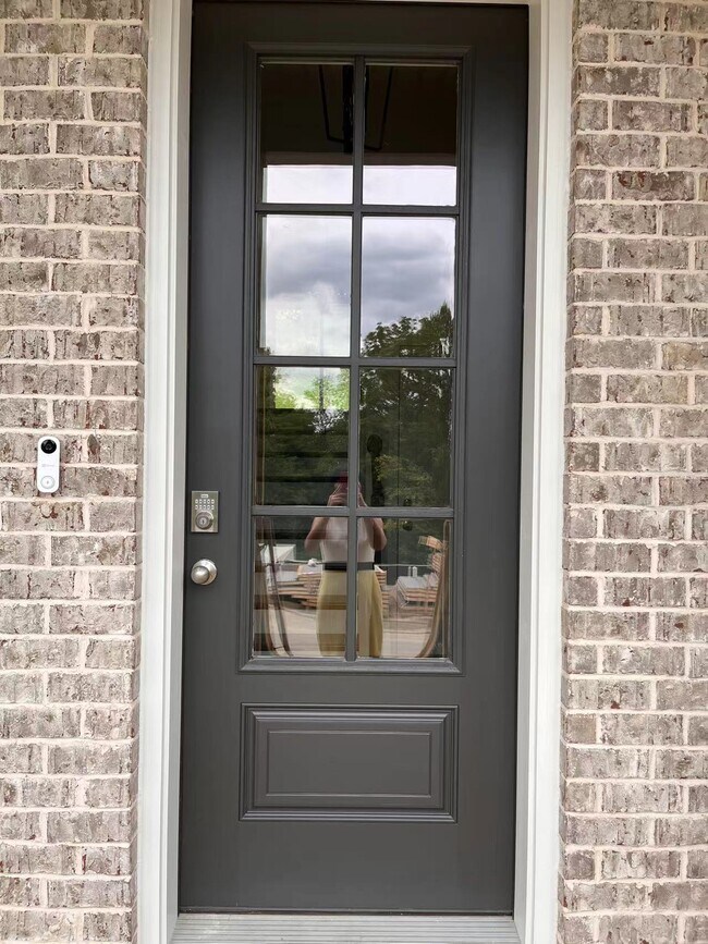 Photo - 268 Blackpool Dr