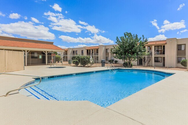Falcon Court Apartments