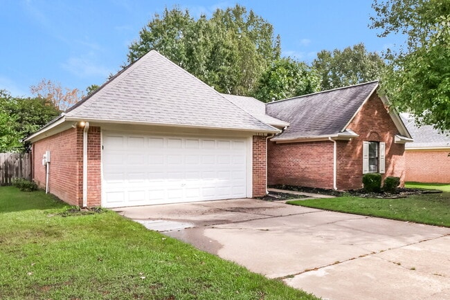 Photo - 5818 Southbend Ln