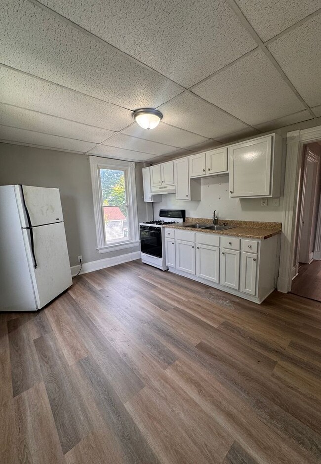 324 Liberty Ave Unit B