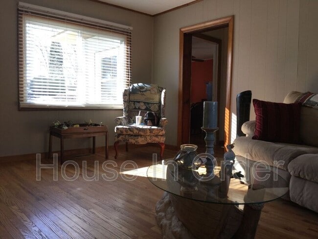 Photo - 1451 Dana Rd