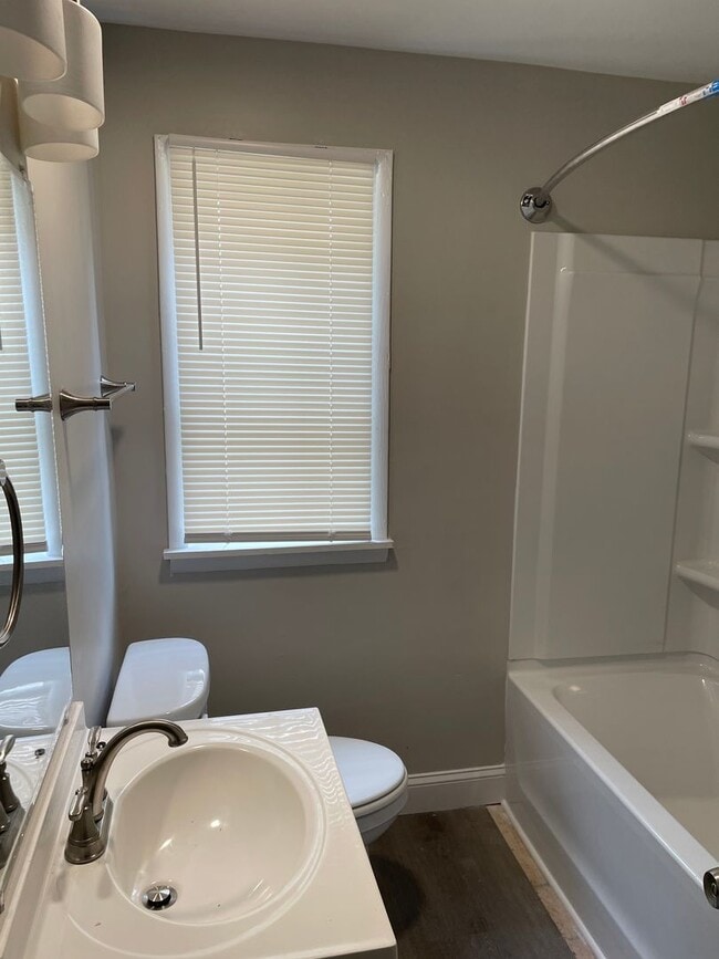 Photo - 1664 NE 22nd St