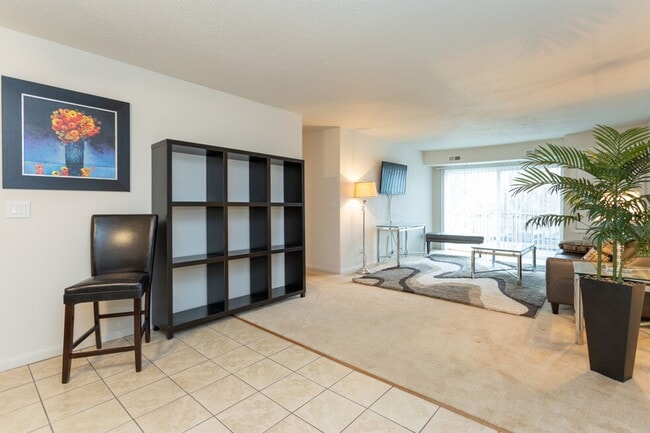 Photo - Lakeview Apartments