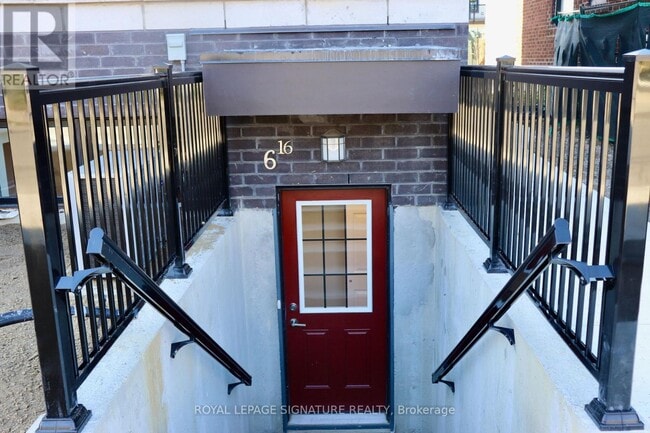 Photo - 6 Bicknell Ave