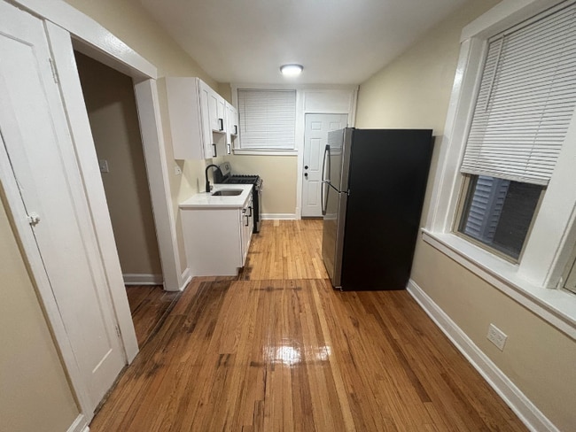 Photo - 3518 N Long Ave Unidad 2