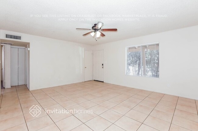 Photo - 1904 S Apache Dr