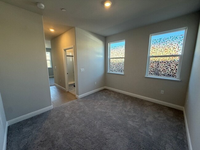 Photo - Beautiful 5 bedroom, 2 bathroom 2 story home in Rancho Cordova