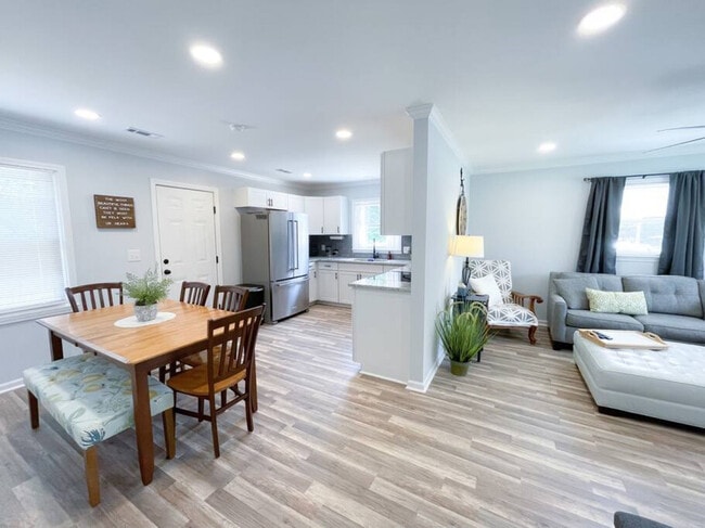 Photo - 3830 Manchester Dr Unit ID1293787P