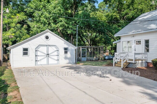 Photo - 362 Chalybeate Rd