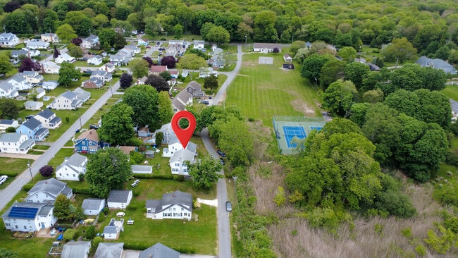 Photo - 31 Meriden Rd