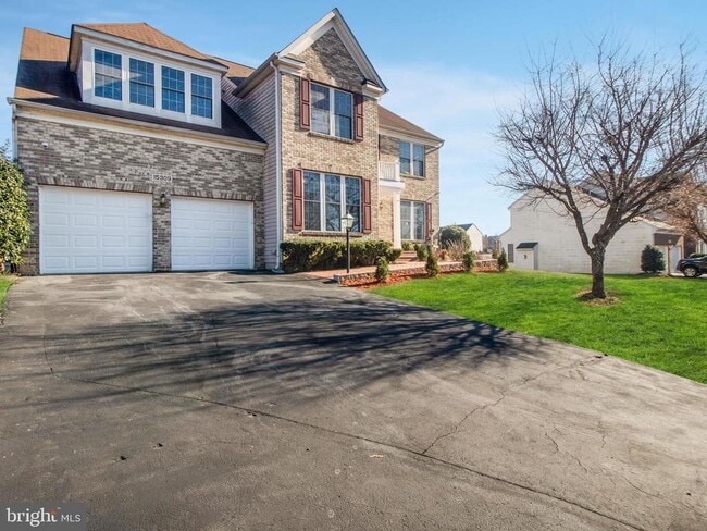 Photo - 15309 Lions Den Rd
