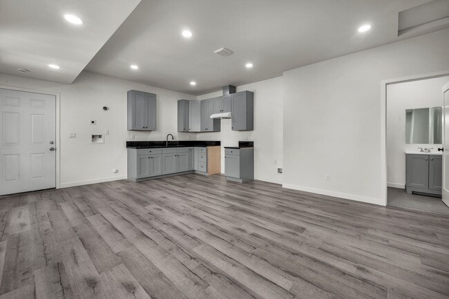 Photo - 5842-5840 Denver Ave Unit 5842 1/2 Denver Ave