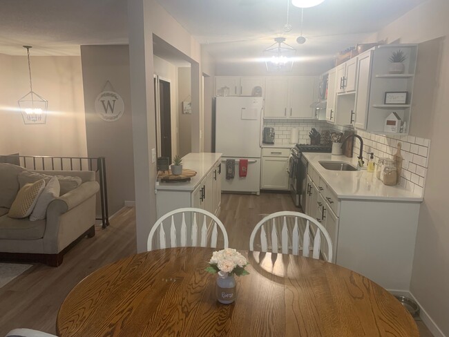 kitchen/dining