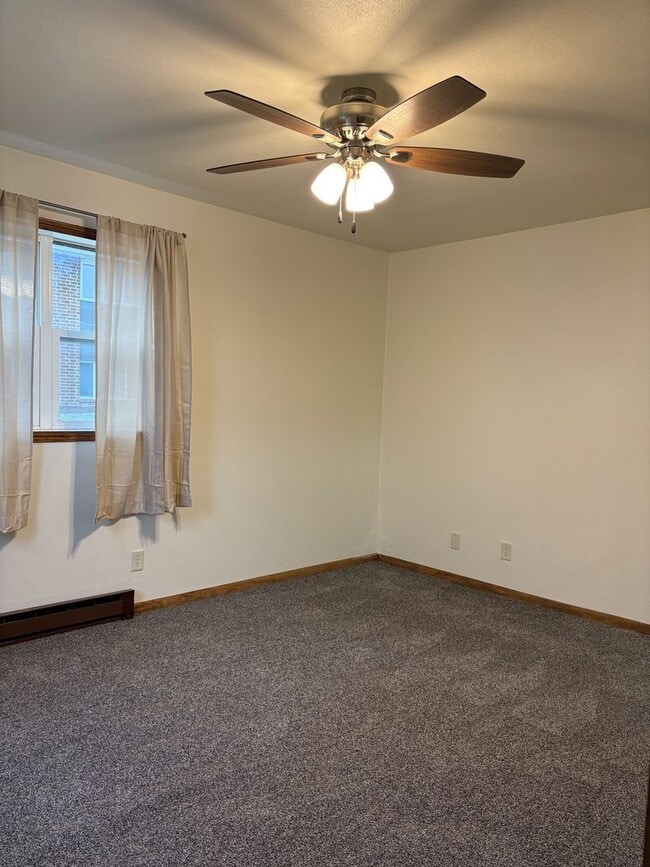 Photo - Immaculate Updated 1 and 2 Bedrooms with 1 Bath