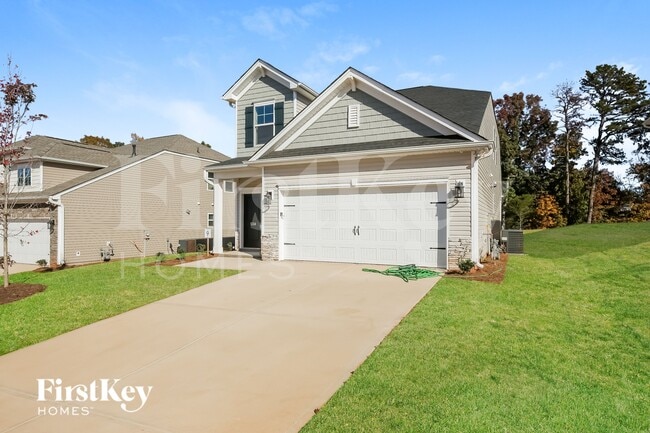 Photo - 534 Hillpark Ln