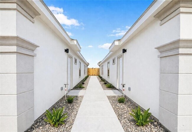 1505 Shavano Dr Unit 2