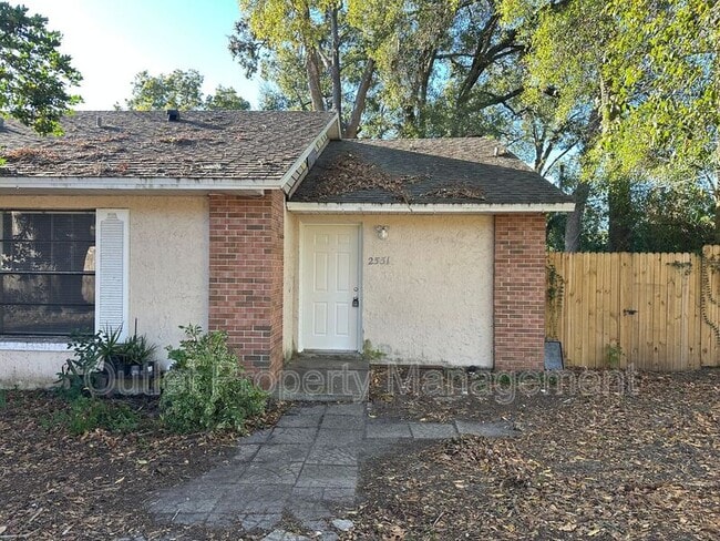 Building Photo - 2551 Medley Ct Unit 2551GEM