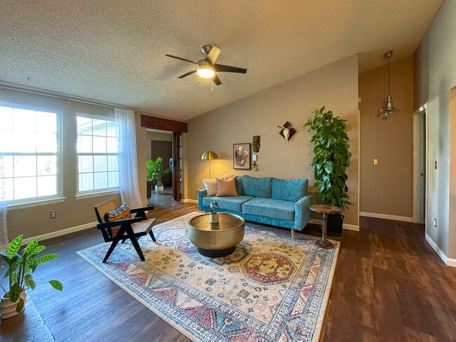 Photo - 5321 W 76th Ave Unidad 326 Rental