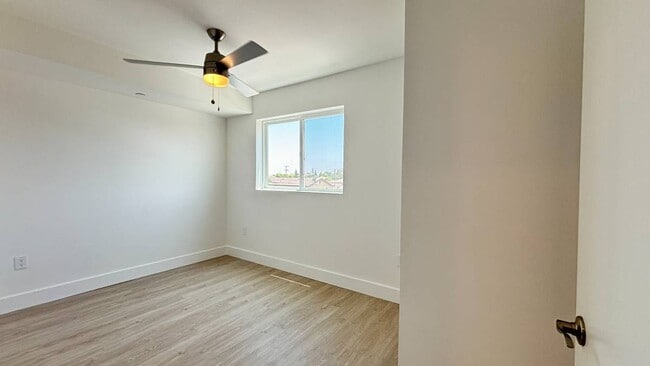 Photo - 9300 Compton Ave (OPEN HOUSE)