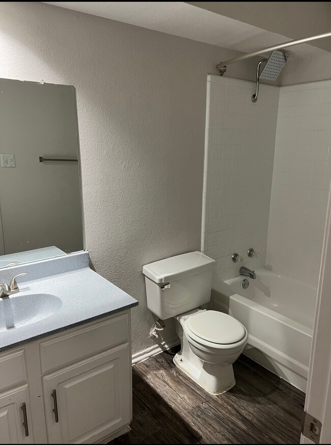 Photo - 5962 Westcreek Dr