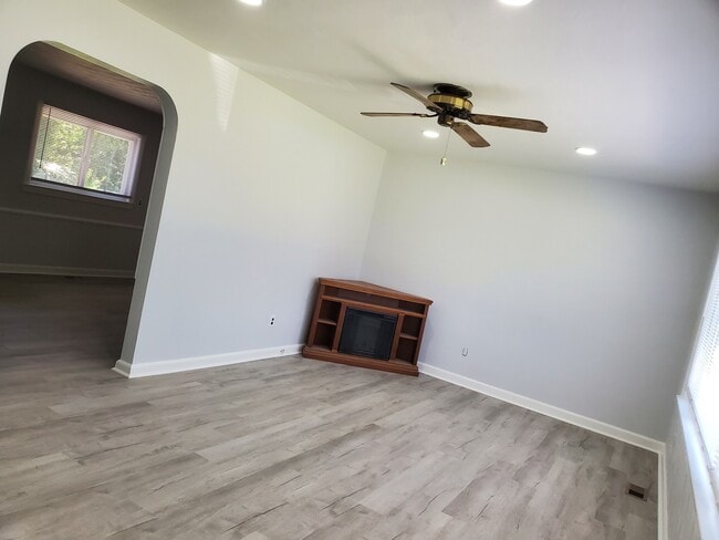 Photo - 50 Wheatland Dr