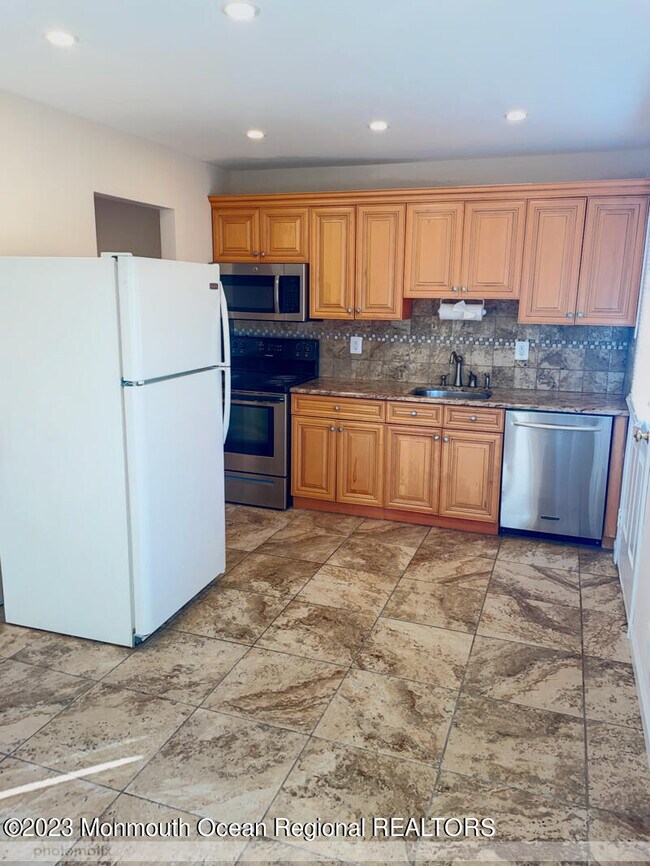 Photo - 34 Village Green Way Unit 34