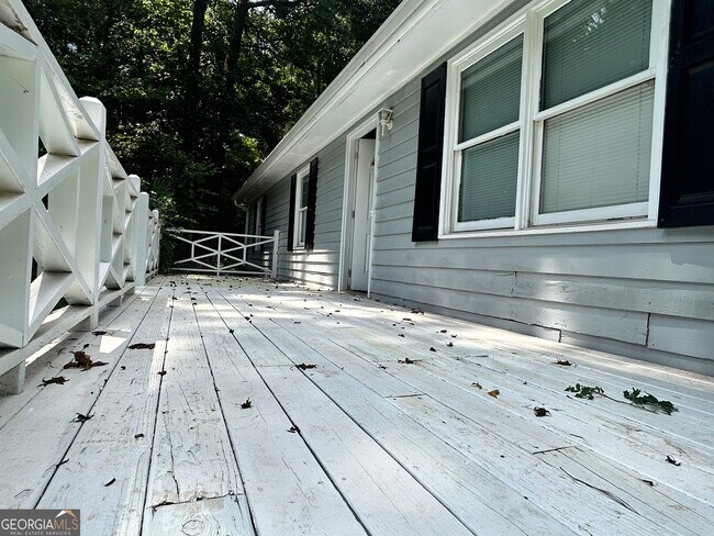 110 Roberts Rd