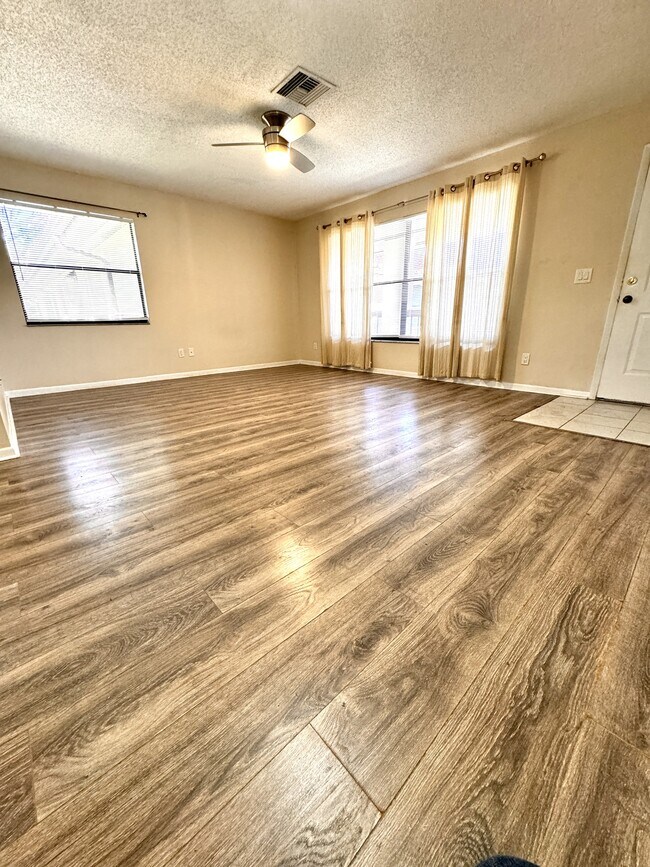 Photo - 112 Hammock Pine Blvd