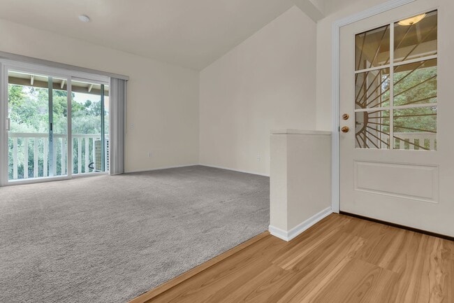 Photo - 26316 Los Viveros