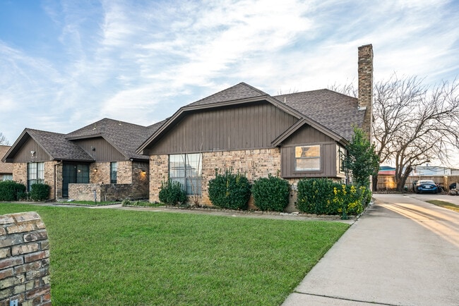 Photo - 7224 Fuller Cir