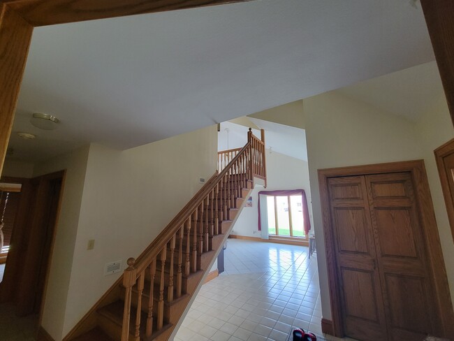 Photo - 3325 Cumming Ave