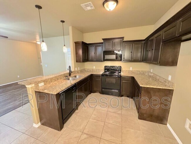 Photo - 175 Bison Ct Way