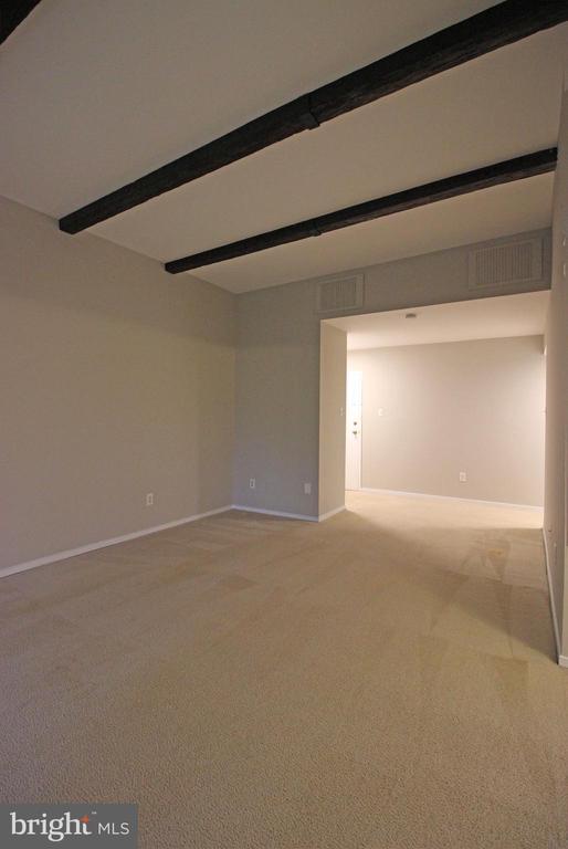 Photo - 1662 Parkcrest Cir Unit 400