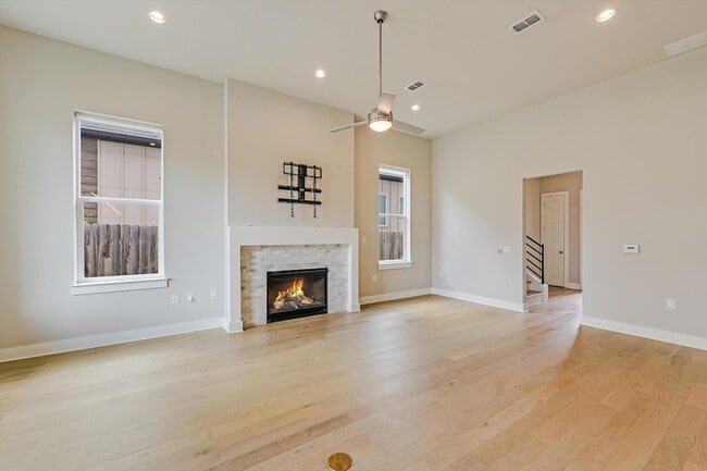 Photo - 6133 Florencia Ln