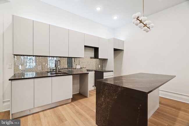 Photo - 1822 Chestnut St