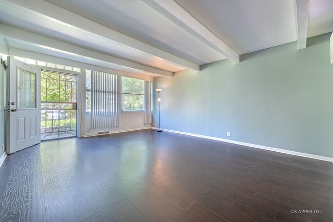 Photo - 4800 S Drexel Blvd