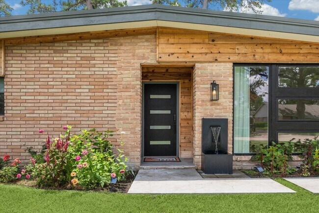 Photo - 10159 Brinwood Dr